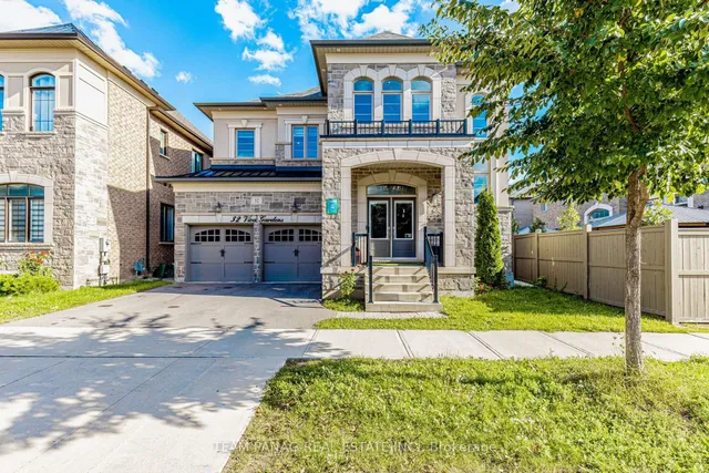 32 Viva Gdns, Oakville 2