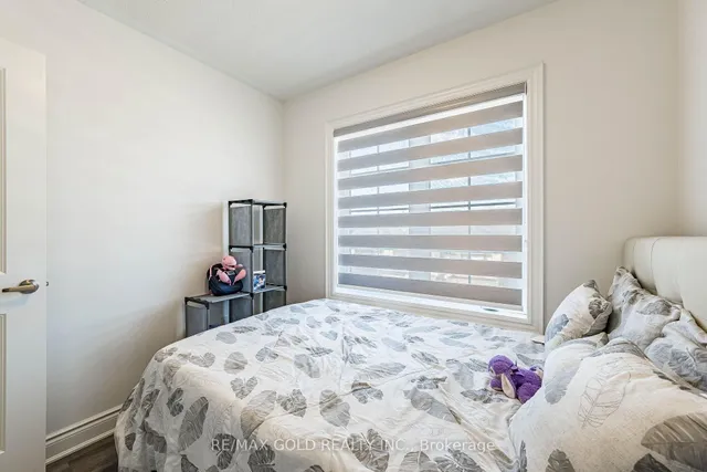 13 Keppel Circ, Brampton 4