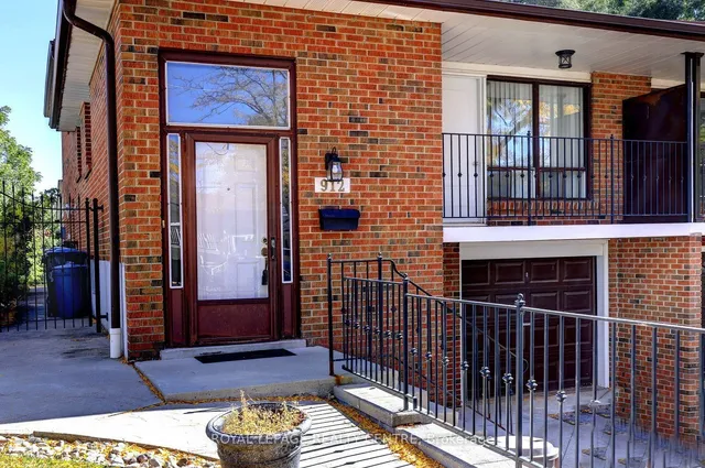 912 Blairholm Ave, Mississauga 3