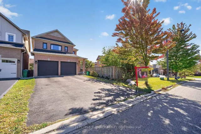 812 Knotty Pine Grve, Mississauga 2