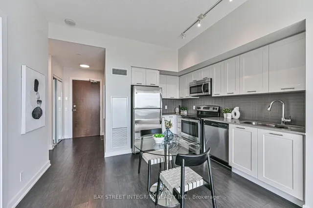 2220 Lakeshore Blvd #4301, Toronto 5