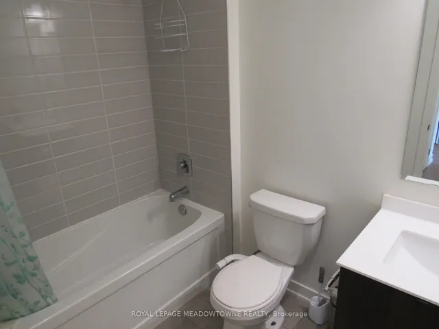 3129 Ernest Appelbe Blvd, Oakville 5