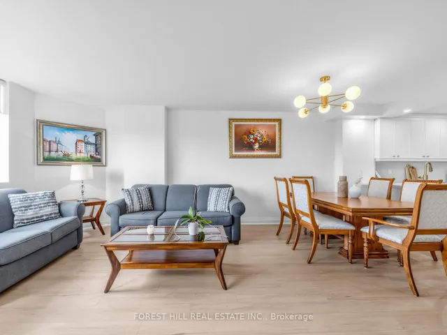 236 Albion Rd #1812, Toronto 4