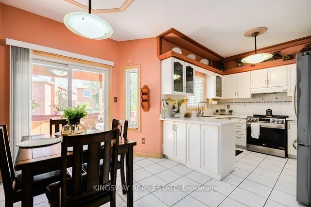 501 Ashprior Ave, Mississauga 4