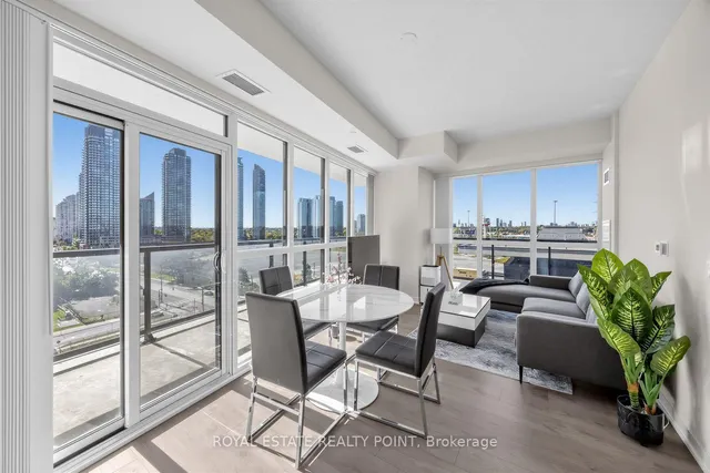 38 Annie Craig Dr #1008, Toronto 5