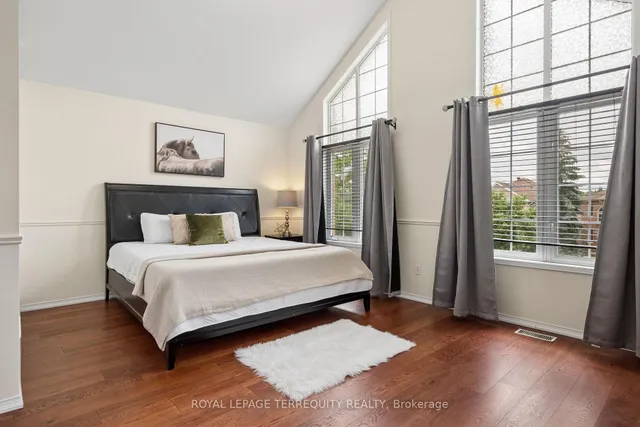 7339 Black Walnut Tr, Mississauga 3