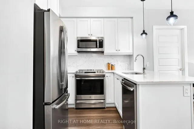 128 Grovewood Common #229, Oakville 4