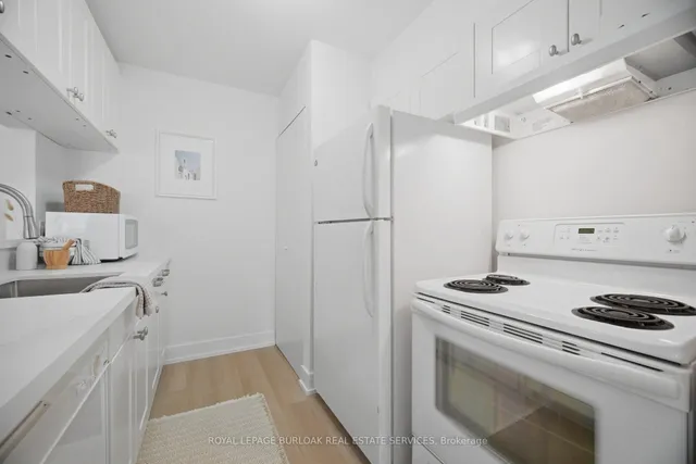 1450 Glen Abbey Gate #532, Oakville 5