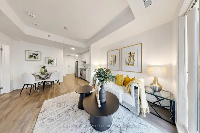 130 Canon Jackson Dr #108, Toronto 4