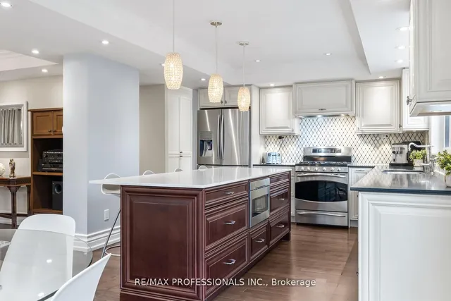 164 Morningside Ave, Toronto 5