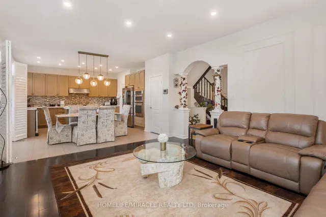 452 Nairn Circ, Milton 5