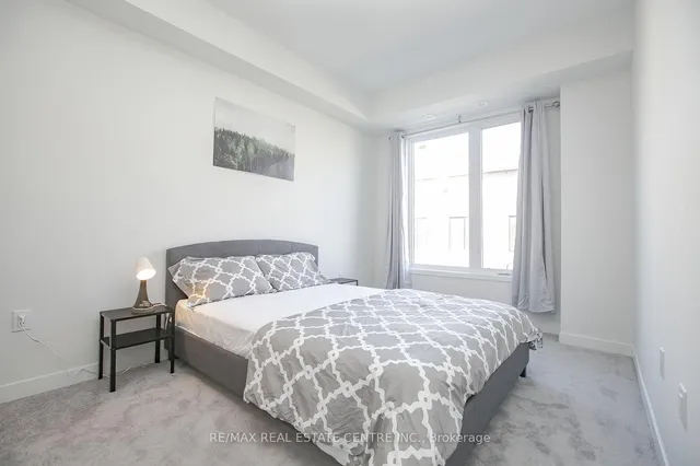 3556 Colonial Dr #4, Mississauga 4