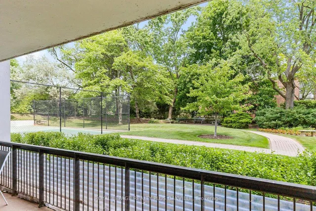 2175 Marine Dr #102, Oakville 4
