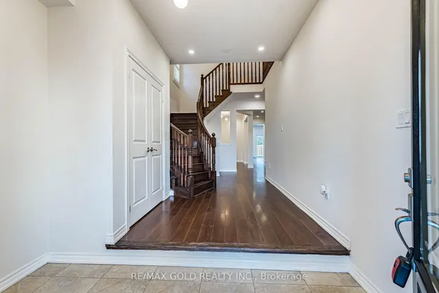 17 Lola Cres, Brampton 5