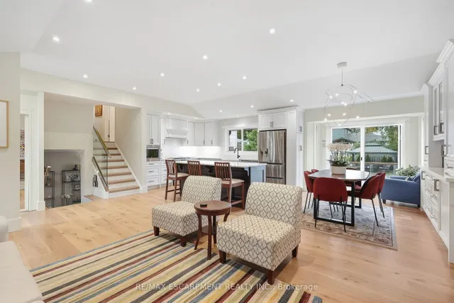 502 Karen Dr, Burlington 3