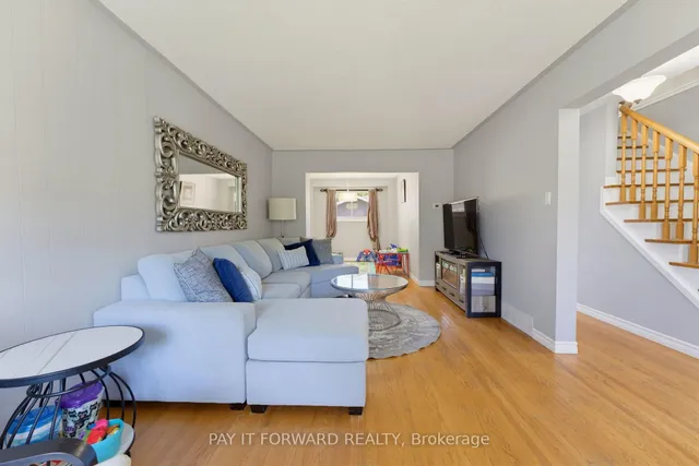 9 Onslow Crt, Oakville 4
