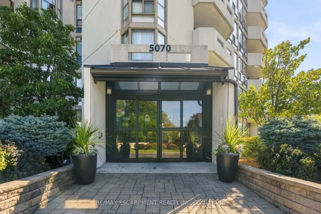 5070 PINEDALE Ave #302, Burlington 3
