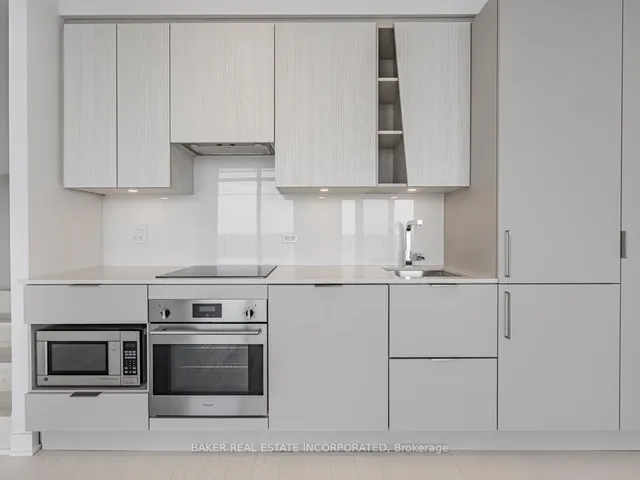 3900 Confederation Pkwy #6010, Mississauga 2
