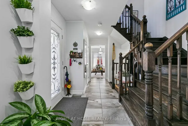 313 Gillett Pt, Milton 5