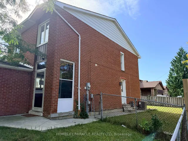1 Hudson Dr, Brampton 4