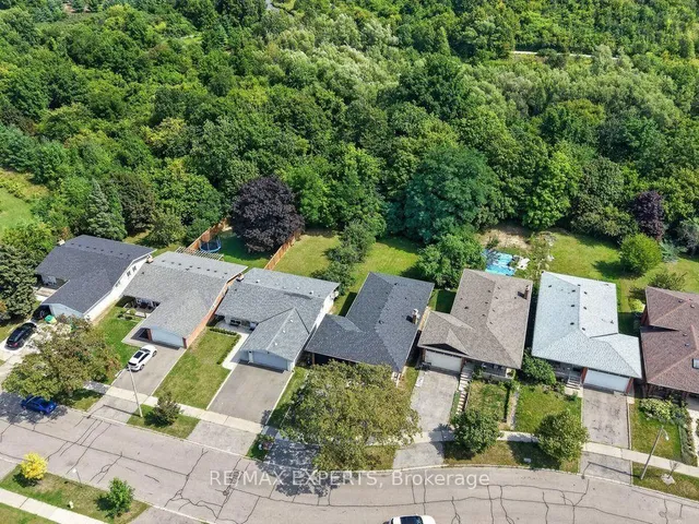23 Collingdale Rd, Toronto 1