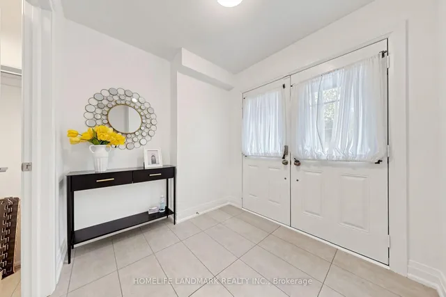 1669 Vellore Cres, Mississauga 4