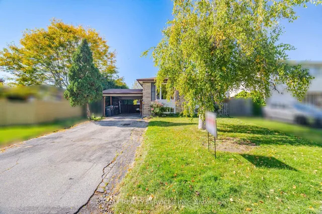 49 Ferndale Cres, Brampton 2