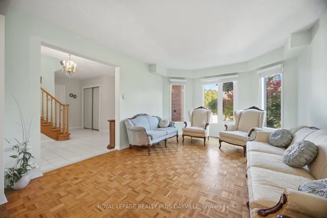 341 Nahani Way, Mississauga 2