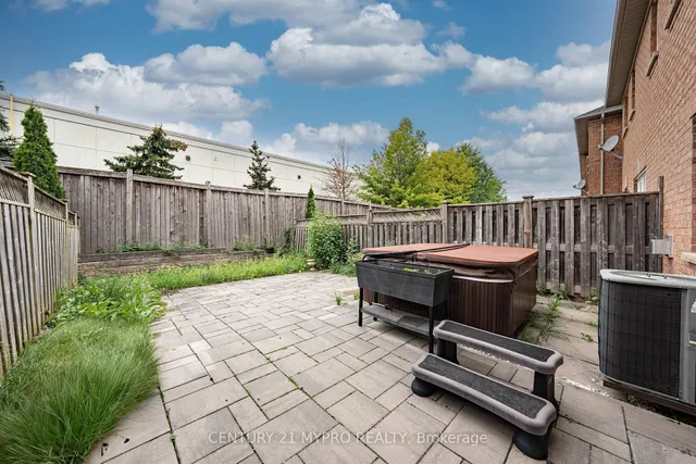 1371 Kestell Blvd, Oakville 3