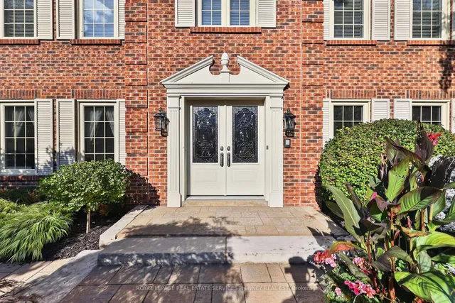 3453 Sawmill Valley Dr, Mississauga 5