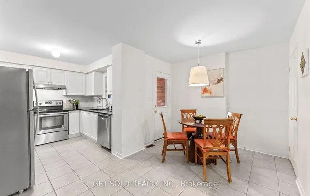 33 Sergio Marchi St, Toronto 2
