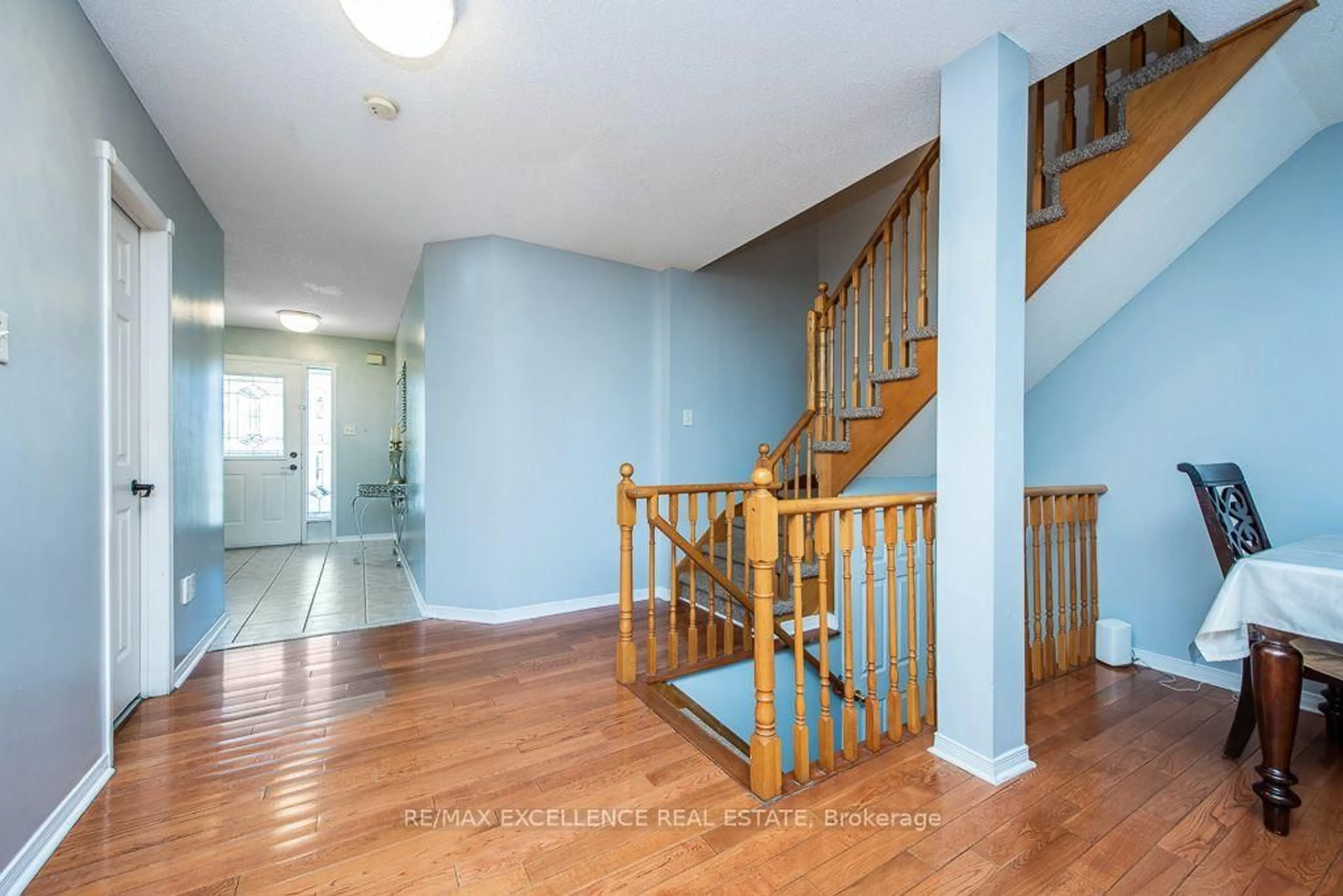 trreb/IMG-W13877518_4b4af9a1-a99a-4180-9d83-3dbbc59a05ef-l.jpg