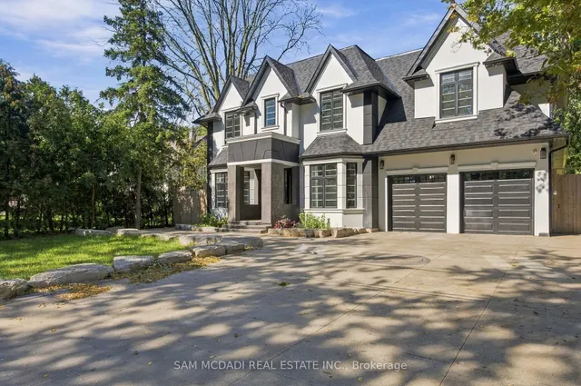1897 Balsam Ave, Mississauga 2
