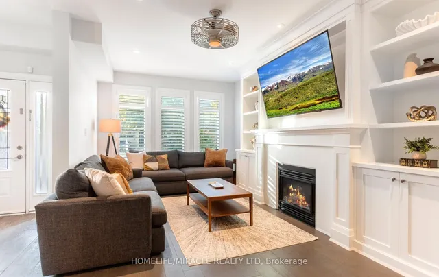 3330 Raspberry Bush Tr, Oakville 5