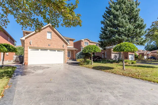 8 Burnley Pl, Brampton 2