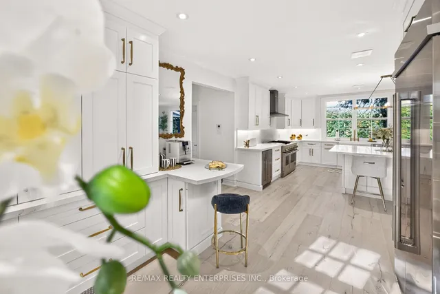 317 Gloucester Ave, Oakville 5