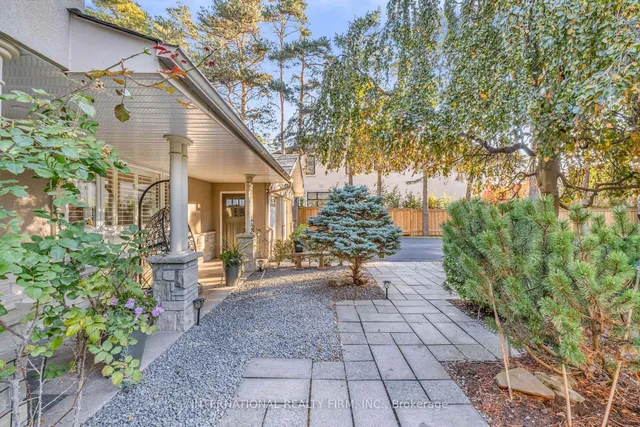 1049 Indian Rd, Mississauga 3