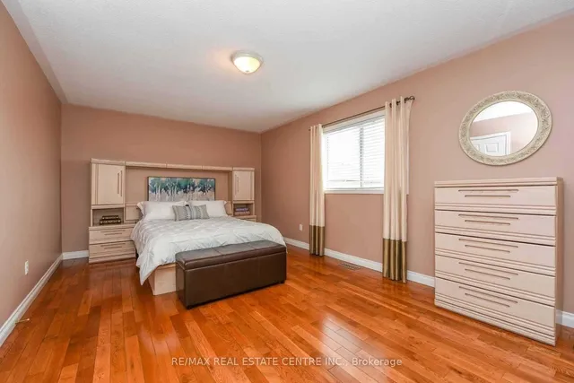 764 Avocado Cres, Mississauga 3