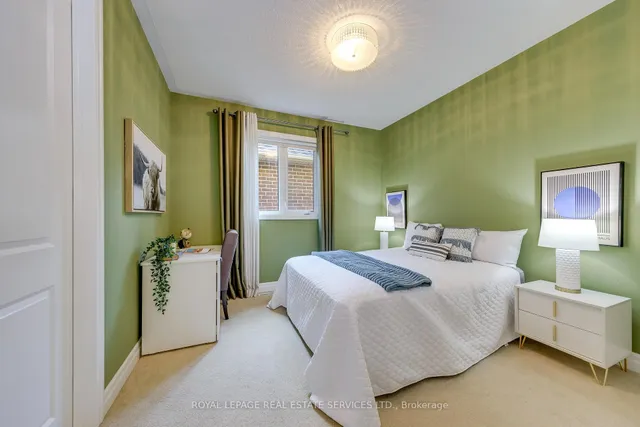 144 North Park Blvd, Oakville 4