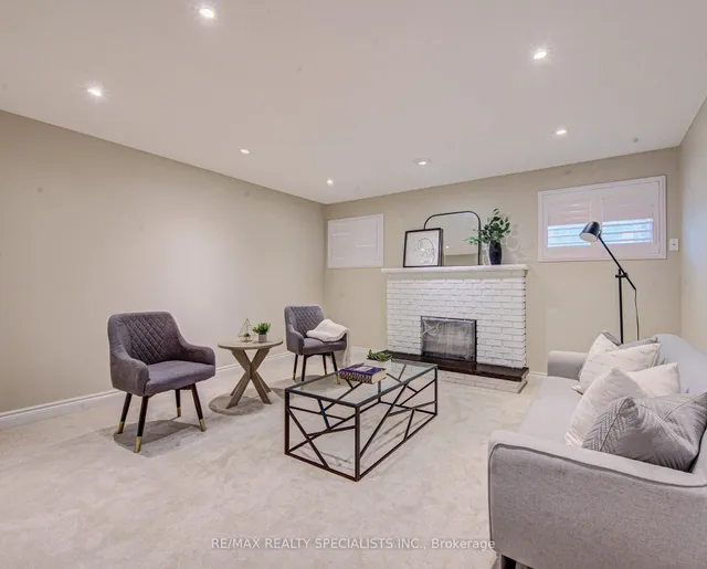 2485 Council Ring Rd, Mississauga 5