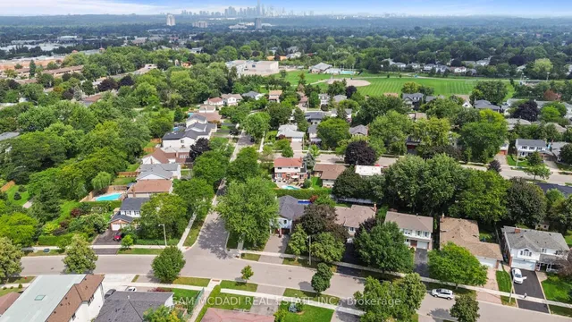 2528 Frankfield Rd, Mississauga 3