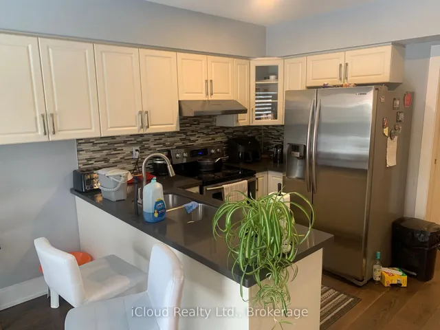 878 Blyleven Blvd, Mississauga 2