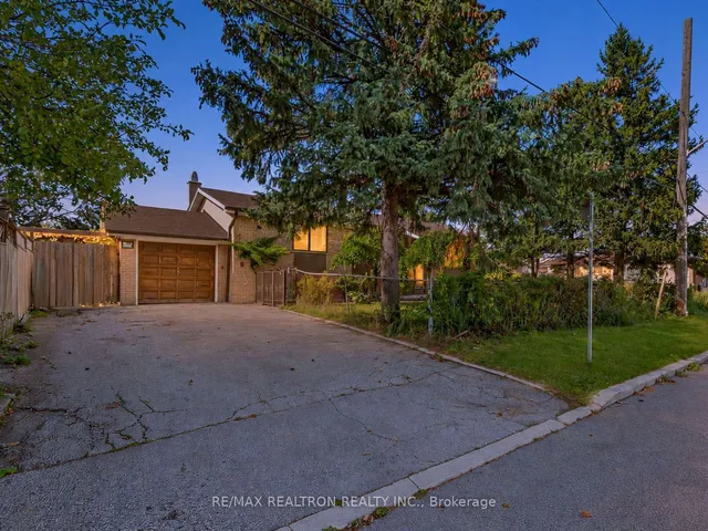 91 Spenvalley Dr, Toronto 3
