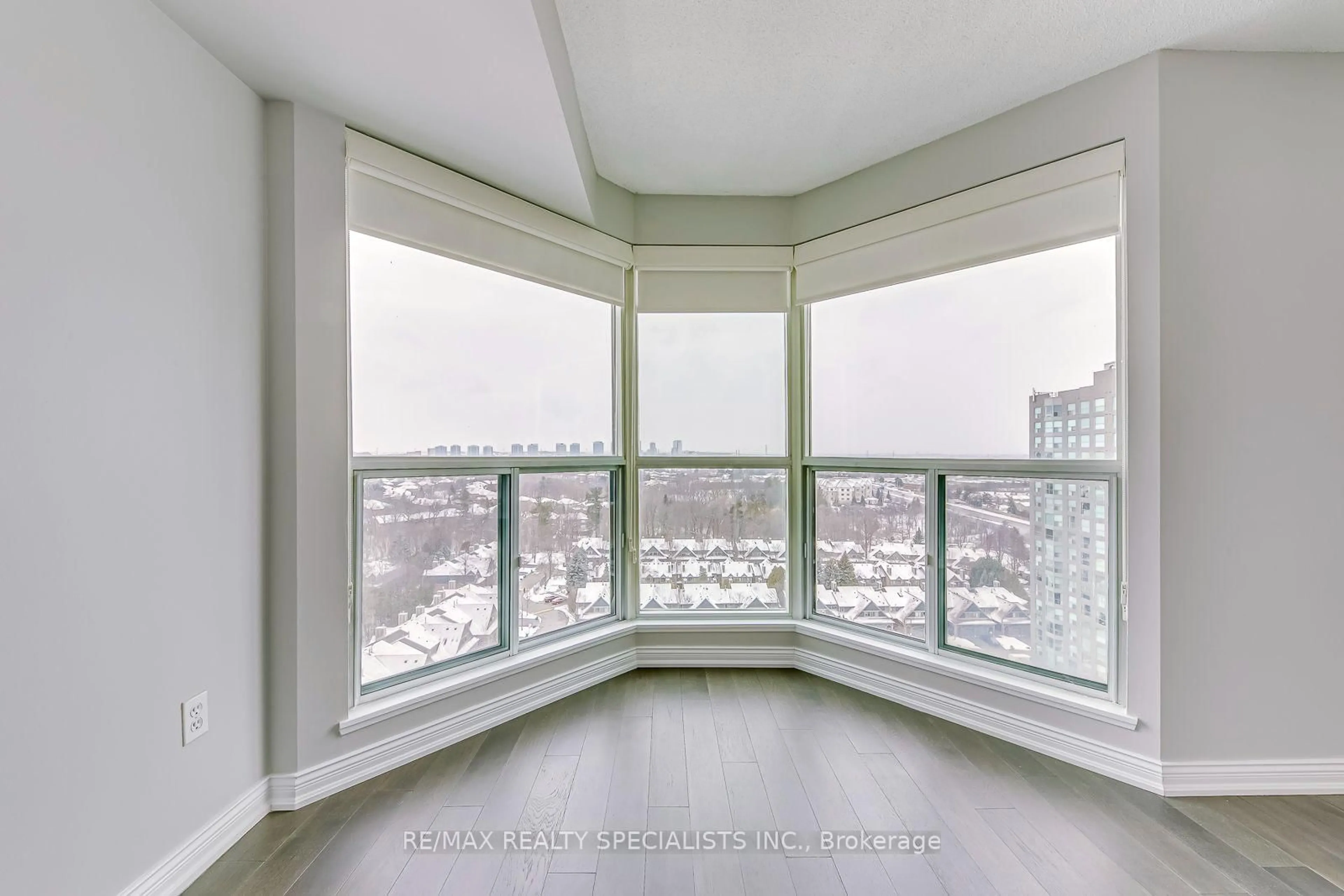 trreb/IMG-W13883362_2a18f235-e952-4146-b3eb-41cd42218663-l.jpg