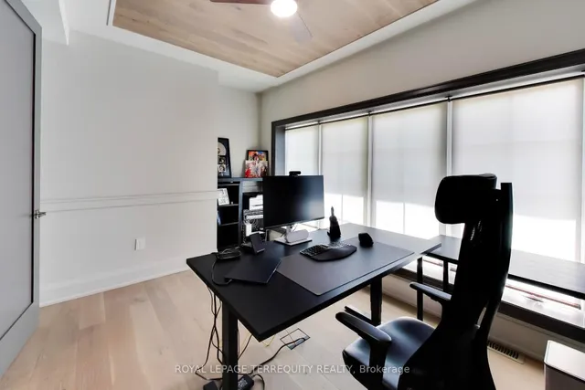 1621 Skyline Dr, Mississauga 2