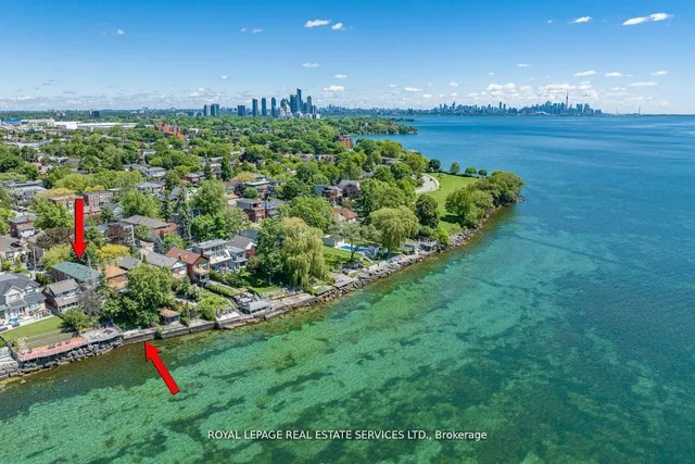 135 Lake Shore Dr, Toronto 5
