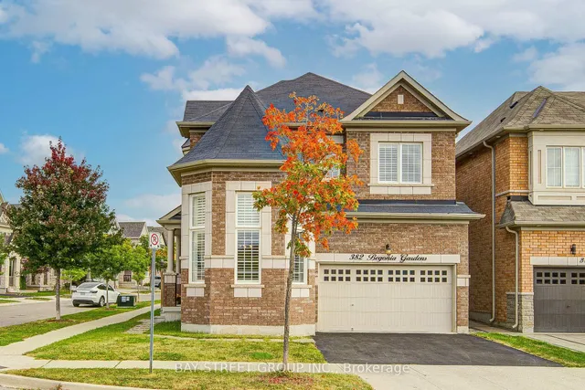 382 Begonia Gdns, Oakville 3