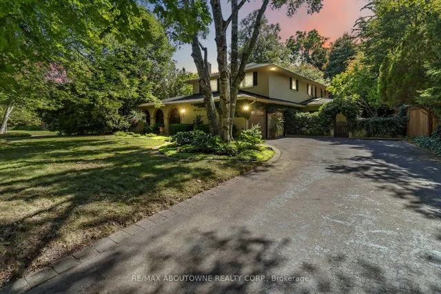150 Cairncroft Rd, Oakville 5