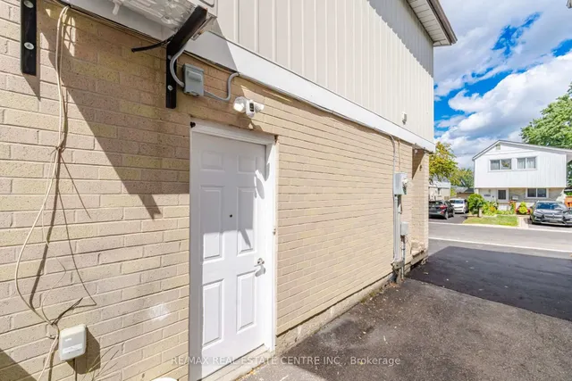 44 Grand Valley Dr, Brampton 4