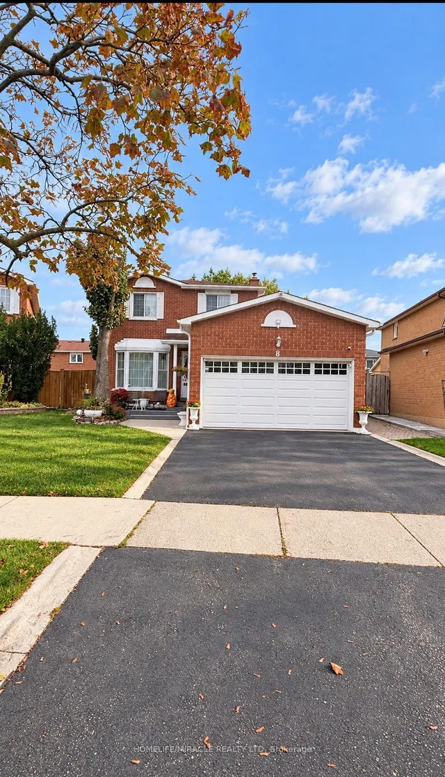 8 Willowcrest Crt, Brampton 3